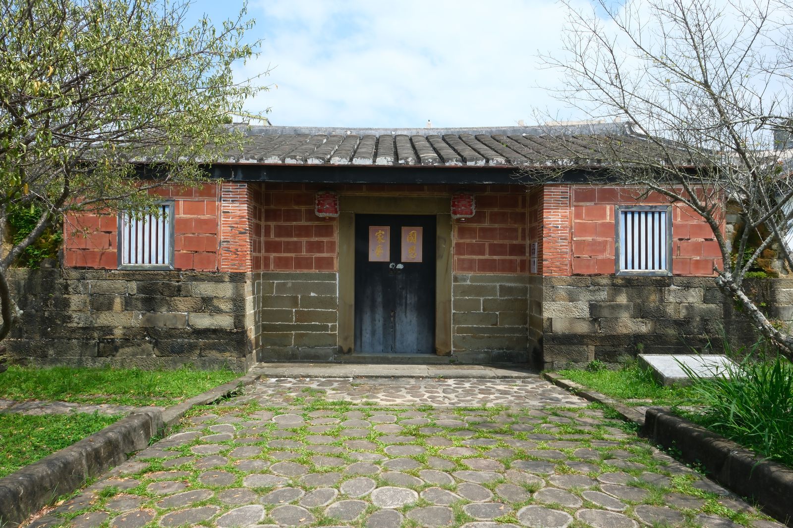 Jin Guang Fu Hall in Beipu